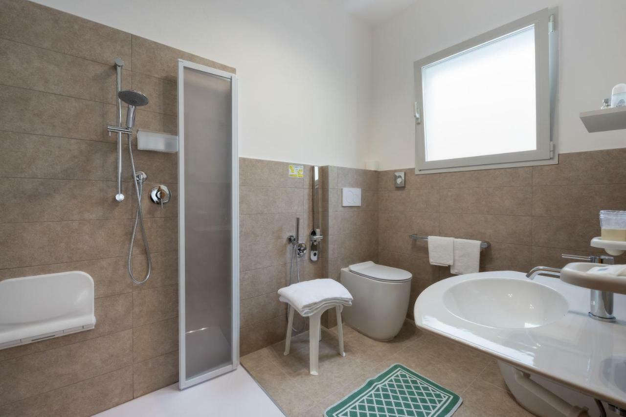 Hotel Fabris Каорле Екстер'єр фото
